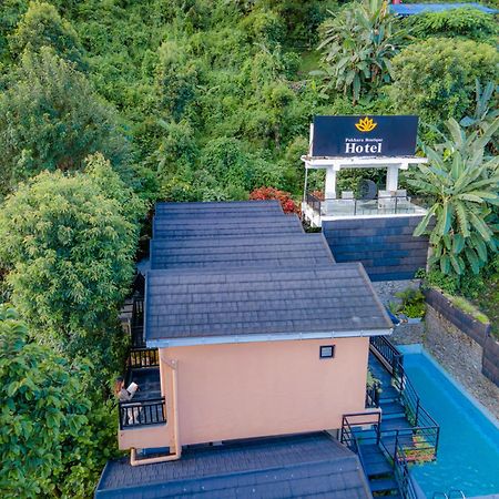 Pokhara Boutique Hotel エクステリア 写真