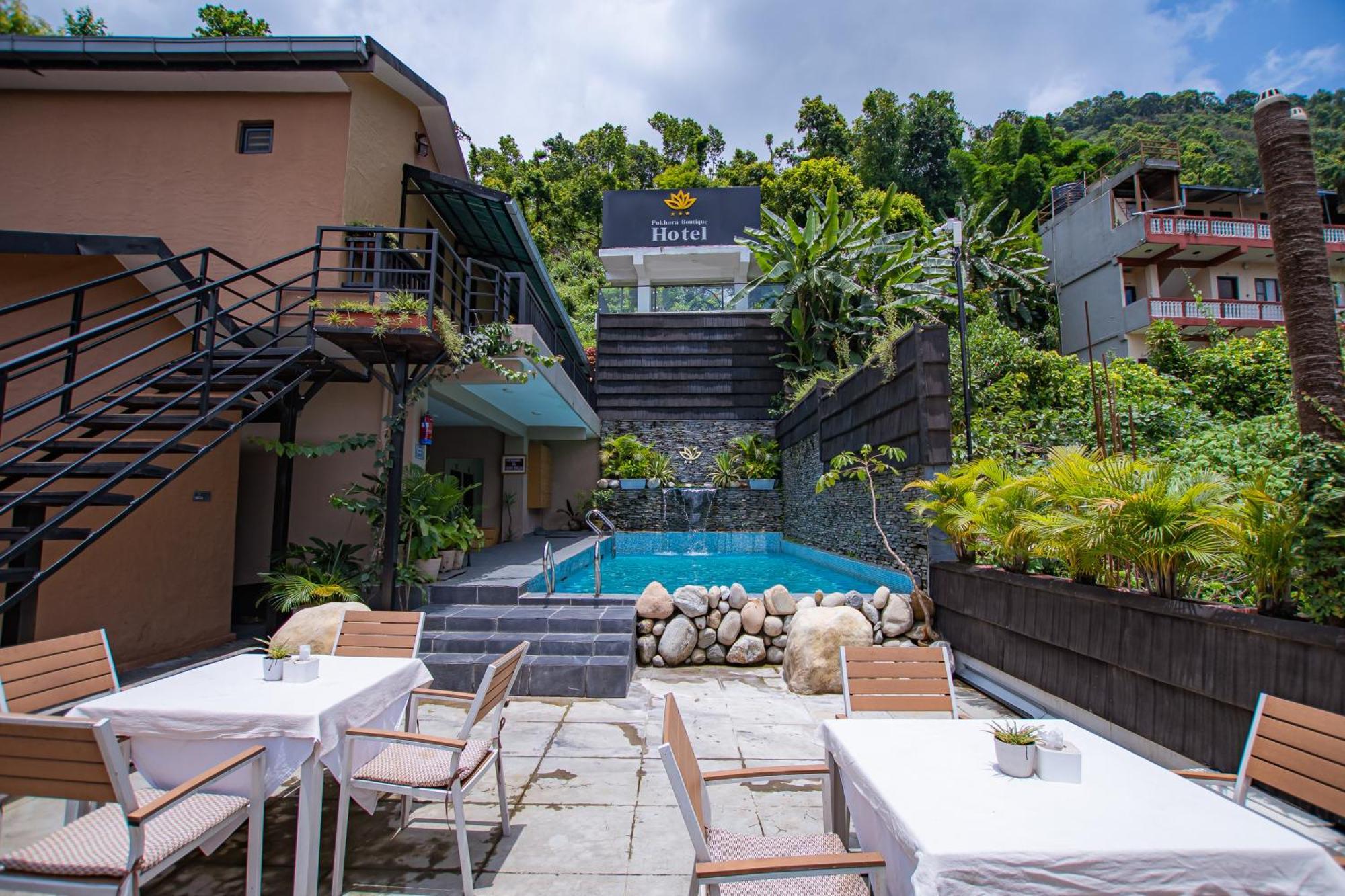 Pokhara Boutique Hotel エクステリア 写真