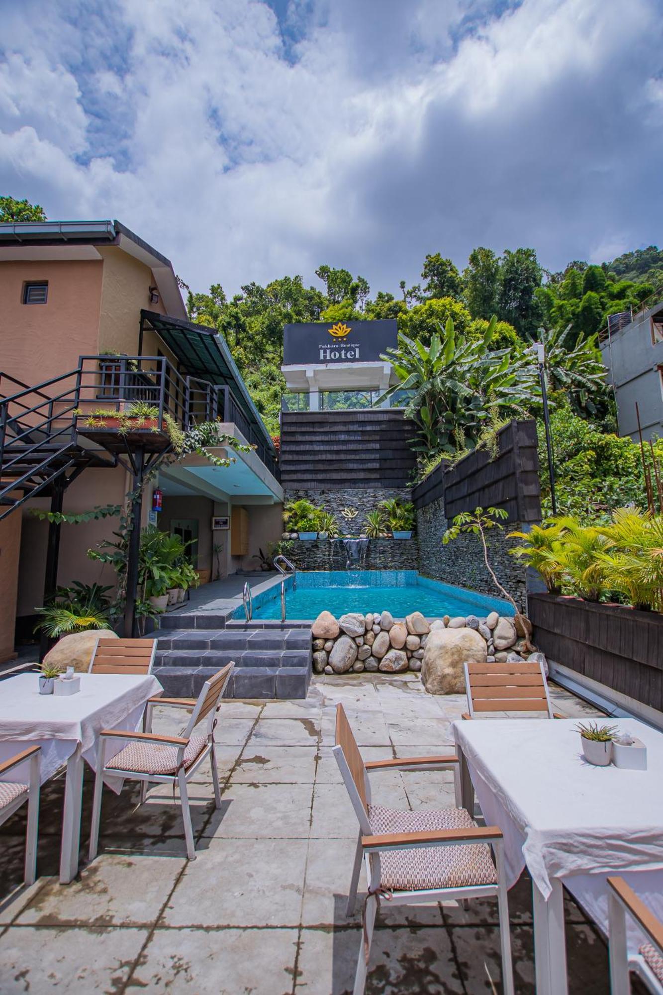 Pokhara Boutique Hotel エクステリア 写真