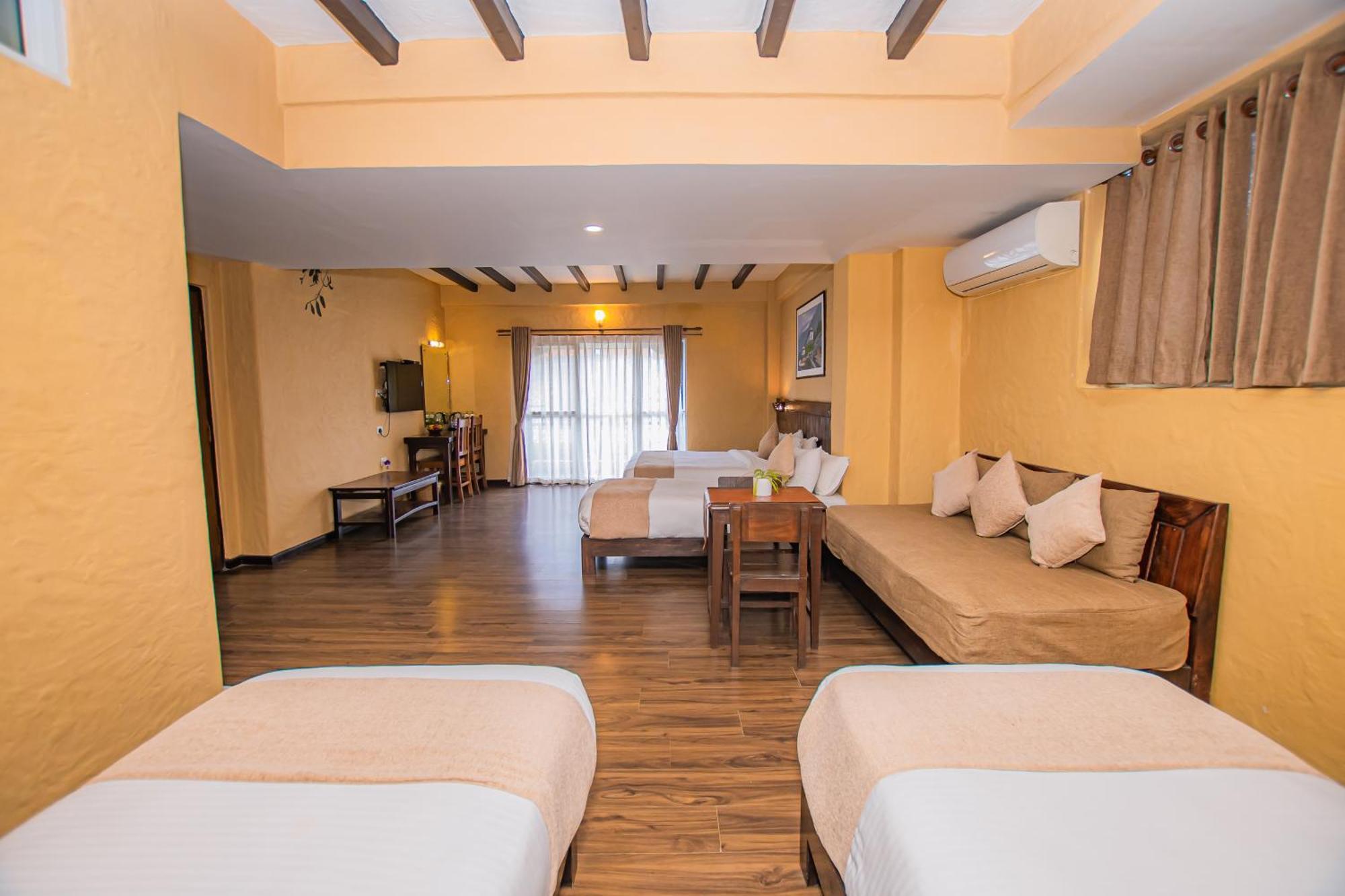 Pokhara Boutique Hotel エクステリア 写真