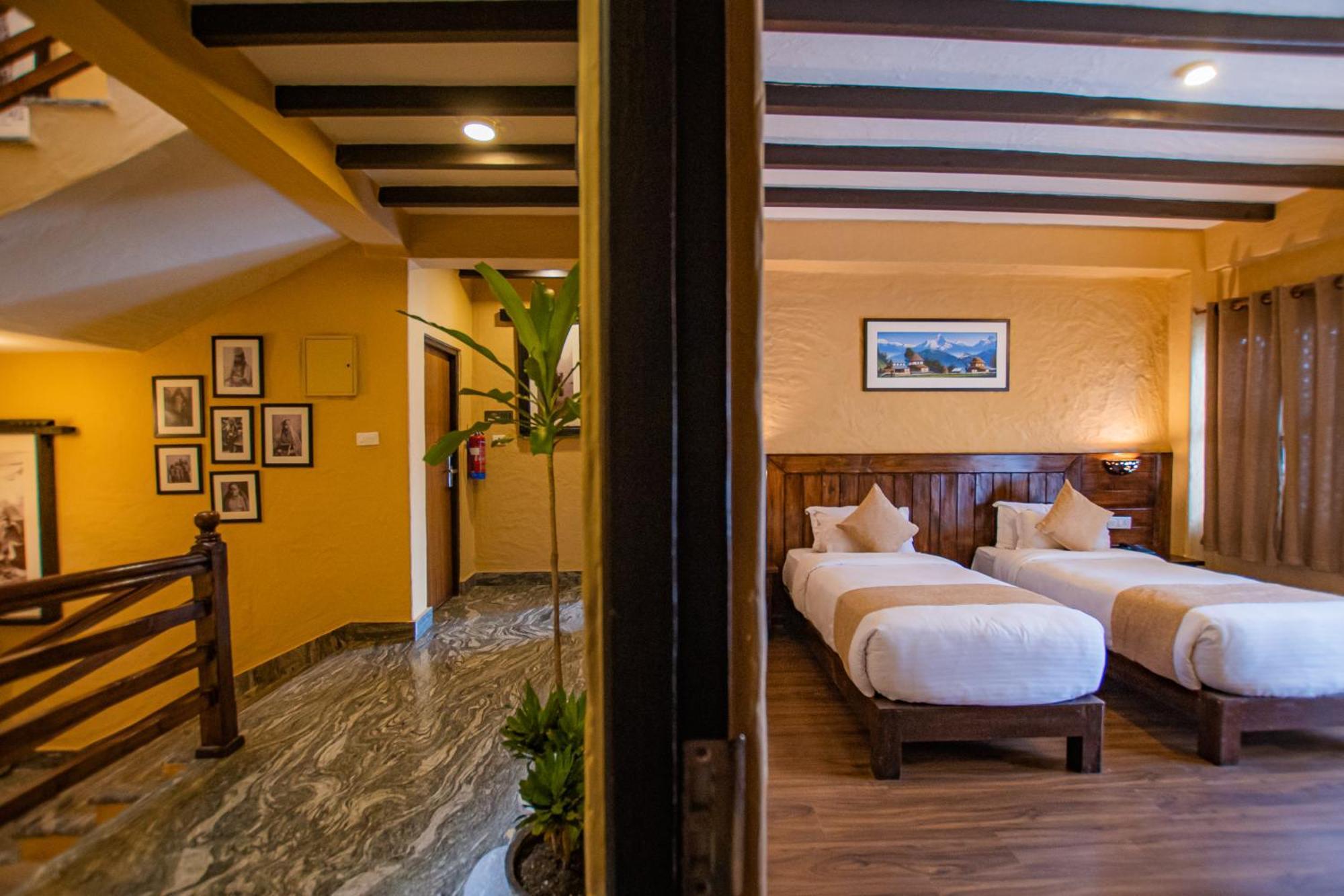 Pokhara Boutique Hotel エクステリア 写真