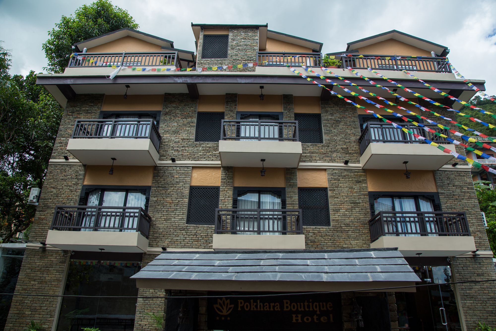 Pokhara Boutique Hotel エクステリア 写真